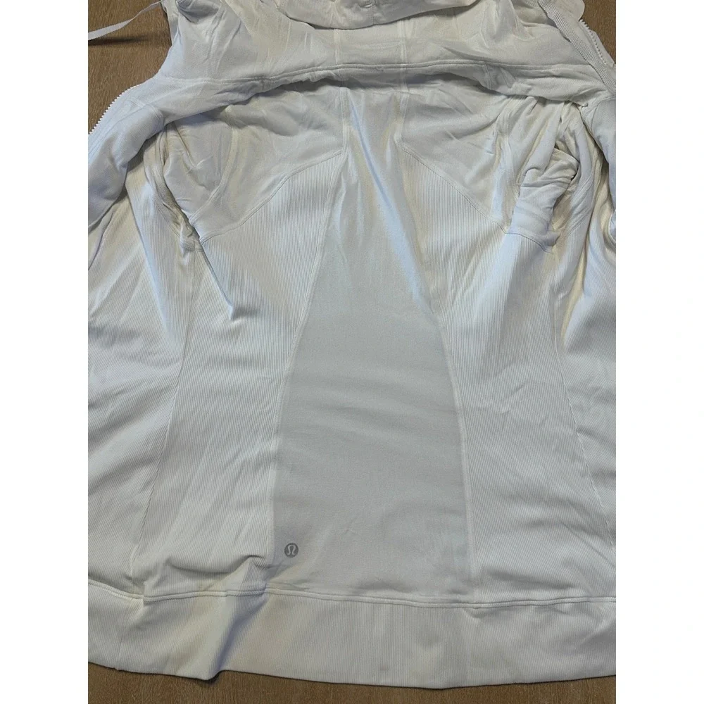 Lululemon Dance Studio Jacket White‎ Full Zip Hooded Cinched Sleeve Size 8